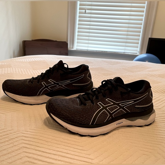 ASICS GEL-NIMBUS 24, BLACK/PURE SILVER - Women’s Running Shoe - 7.5 medium - Picture 5 of 9